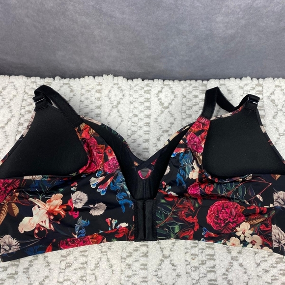 Torrid T-Shirt‎ Bra - 360° Back Smoothing Sixe 42D - Picture 2 of 10